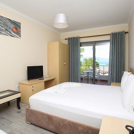 Hotel Summer Stars Avlonya Dış mekan fotoğraf