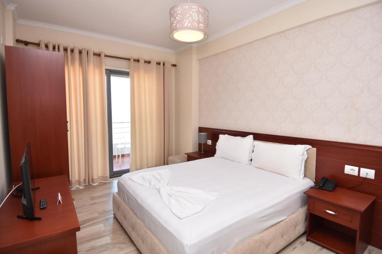 Hotel Summer Stars Avlonya Dış mekan fotoğraf