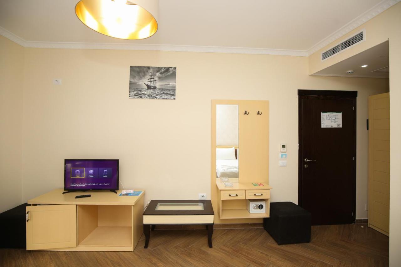 Hotel Summer Stars Avlonya Dış mekan fotoğraf