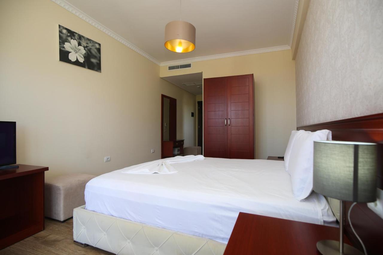 Hotel Summer Stars Avlonya Dış mekan fotoğraf